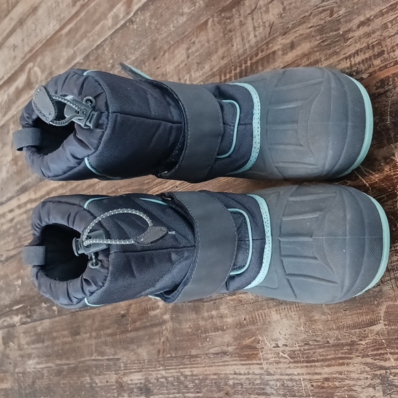 Thermolite girls snow boots size 1 - Picture 2 of 4